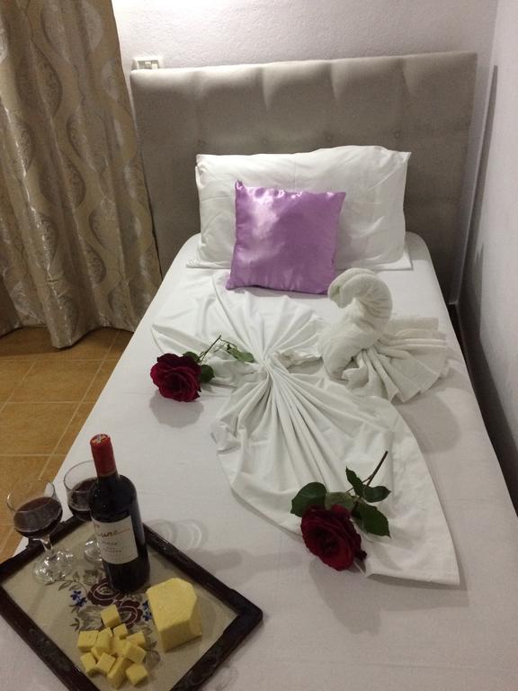 Hotel Soan Sarande Ngoại thất bức ảnh