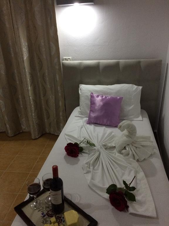 Hotel Soan Sarande Ngoại thất bức ảnh